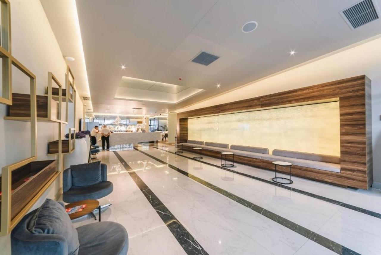 Panoramic Sea And City View Aparthotel In Orbi City Batumi Exterior foto